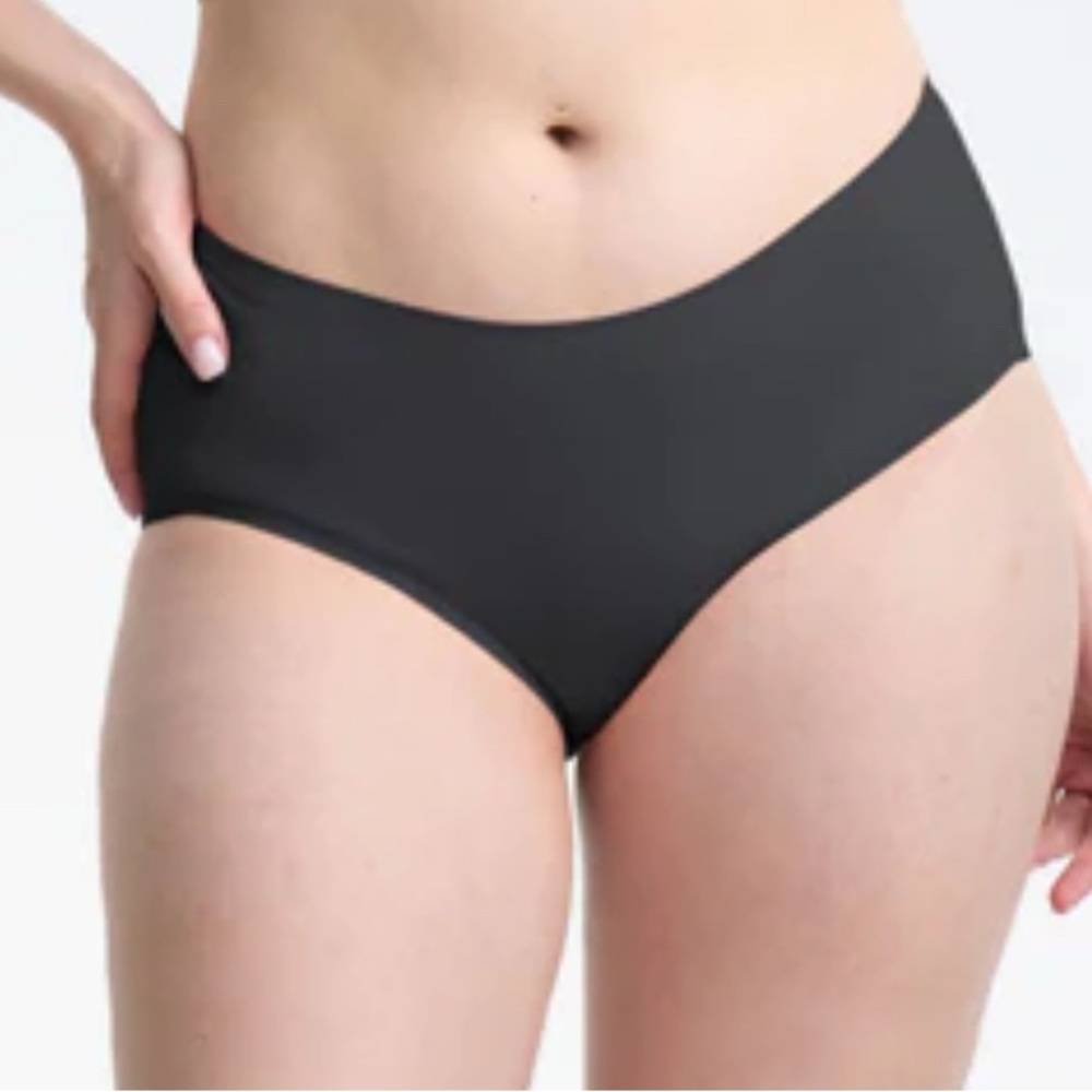Y2K Victoria's Secret Black Seamless Hiphugger Panties 2012